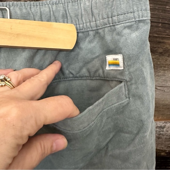 Vuori Optimist Cotton Shorts Corduroy Stormy Green Men's Medium Elastic Waist - Picture 4 of 7